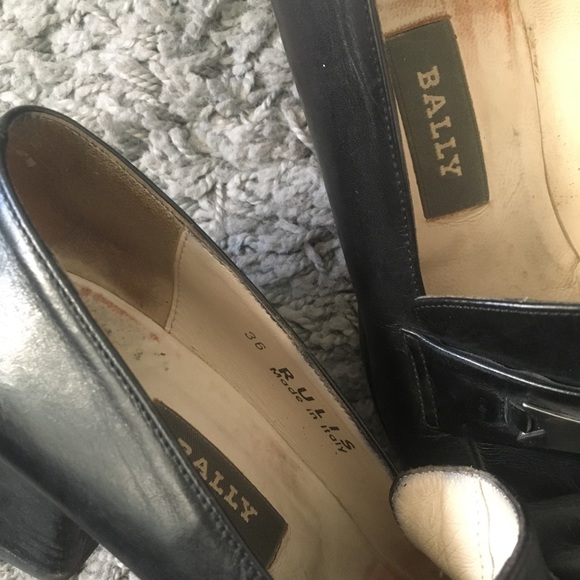 Vintage Bally Heels - Picture 3 of 3
